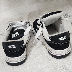 Vans Hylane Puffy Skate Shoe Sneakers Mens Black/White 7/M & 8.5/W